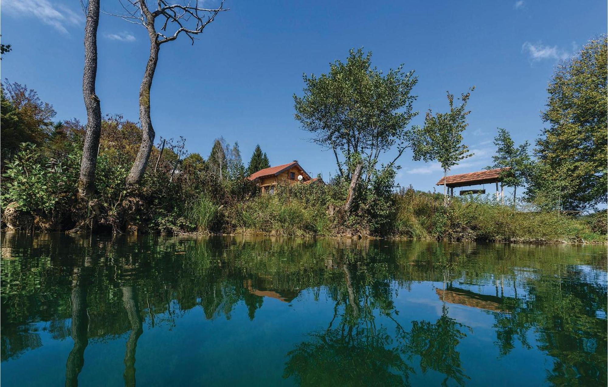 Beautiful Home In Ozalj With Kitchen Mahicno Kültér fotó